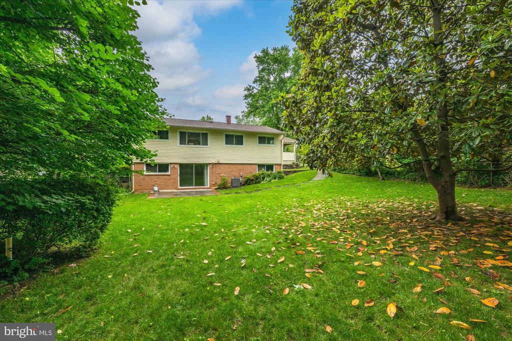 7809 KILLEBREW DRIVE