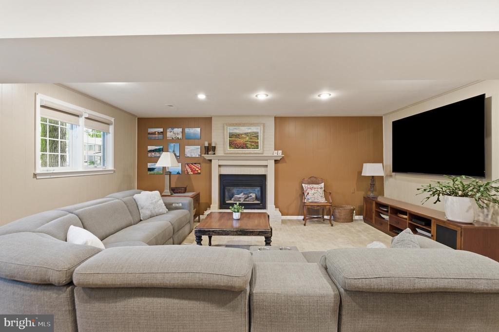 2507 TORON COURT