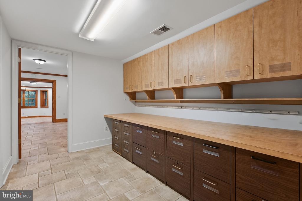 1531 WINDSTONE DRIVE