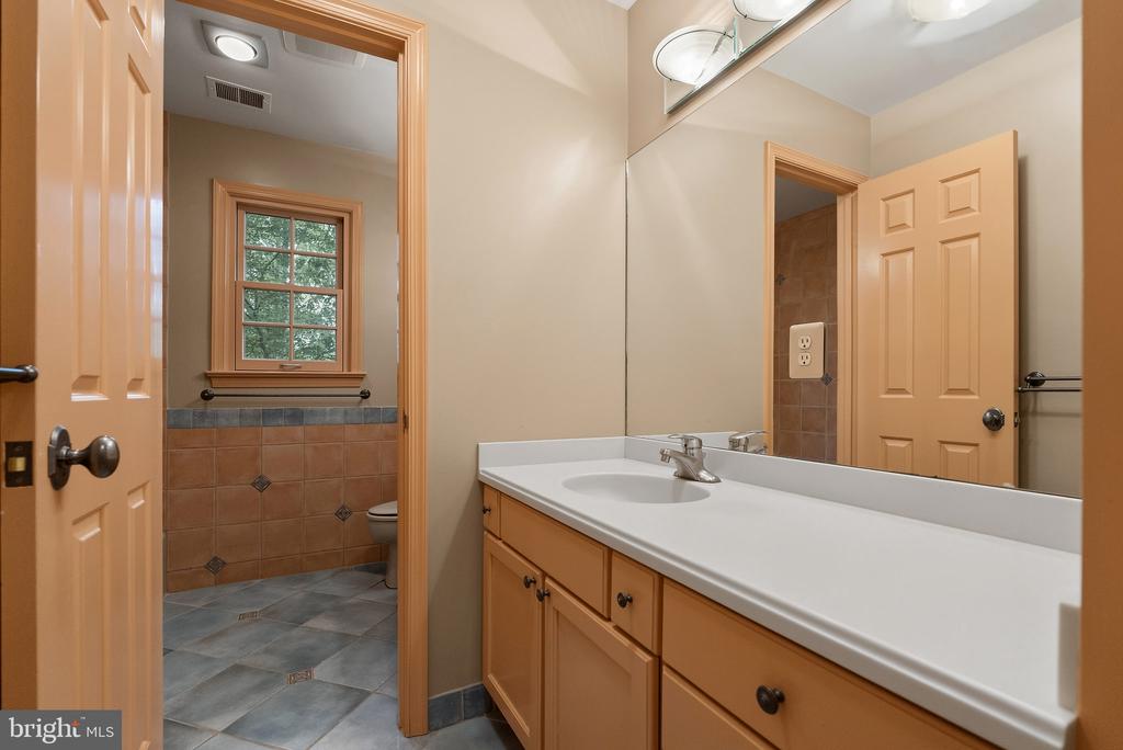 1531 WINDSTONE DRIVE