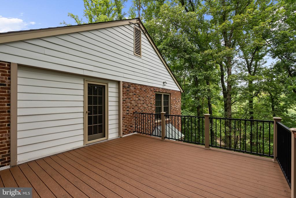 1531 WINDSTONE DRIVE