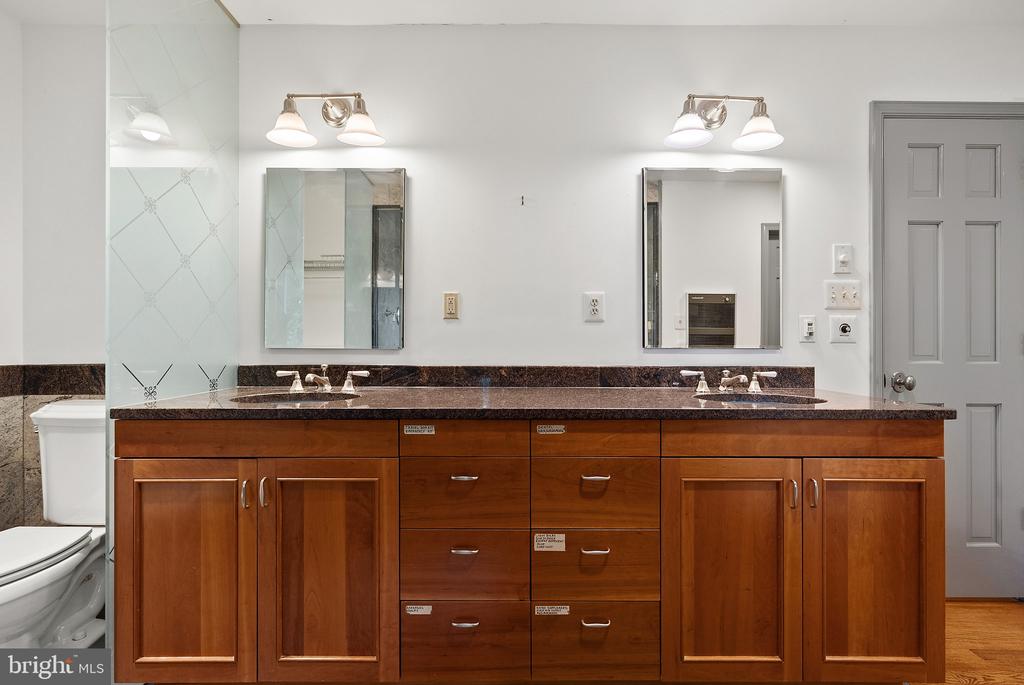 1531 WINDSTONE DRIVE