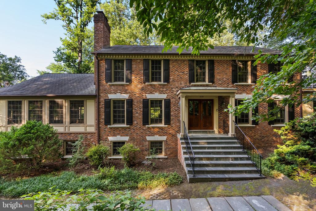 1531 WINDSTONE DRIVE