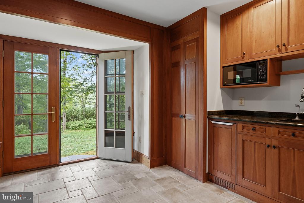 1531 WINDSTONE DRIVE