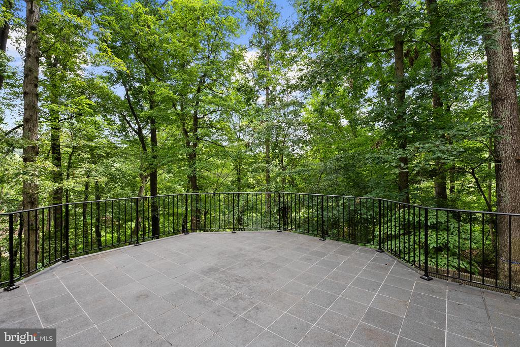 1531 WINDSTONE DRIVE