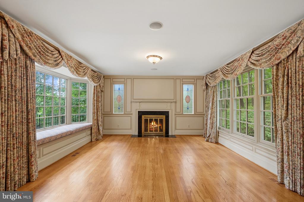 1531 WINDSTONE DRIVE