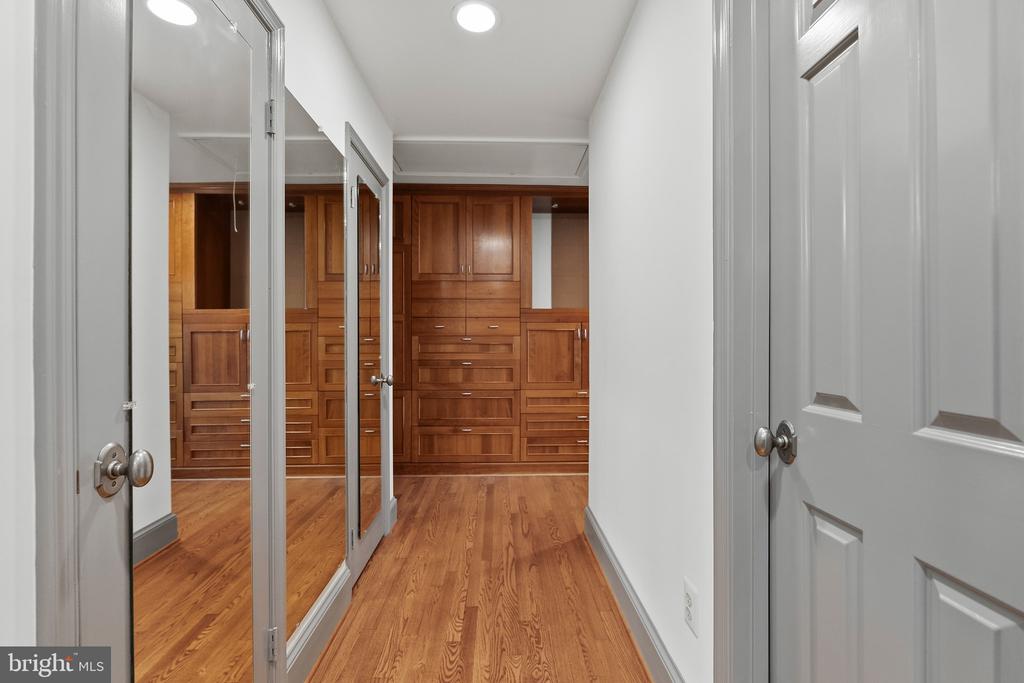 1531 WINDSTONE DRIVE