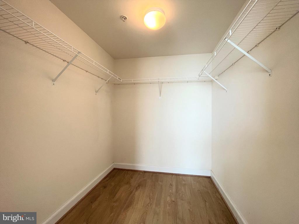 2451 MIDTOWN AVENUE Unit: 917