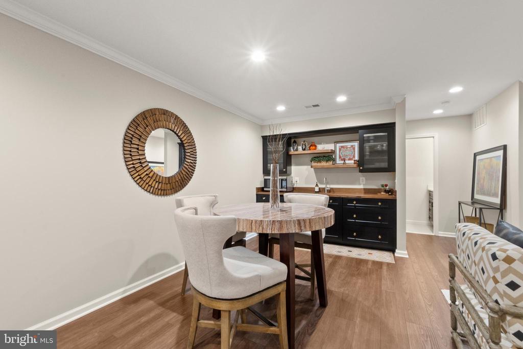 6258 MASEFIELD COURT