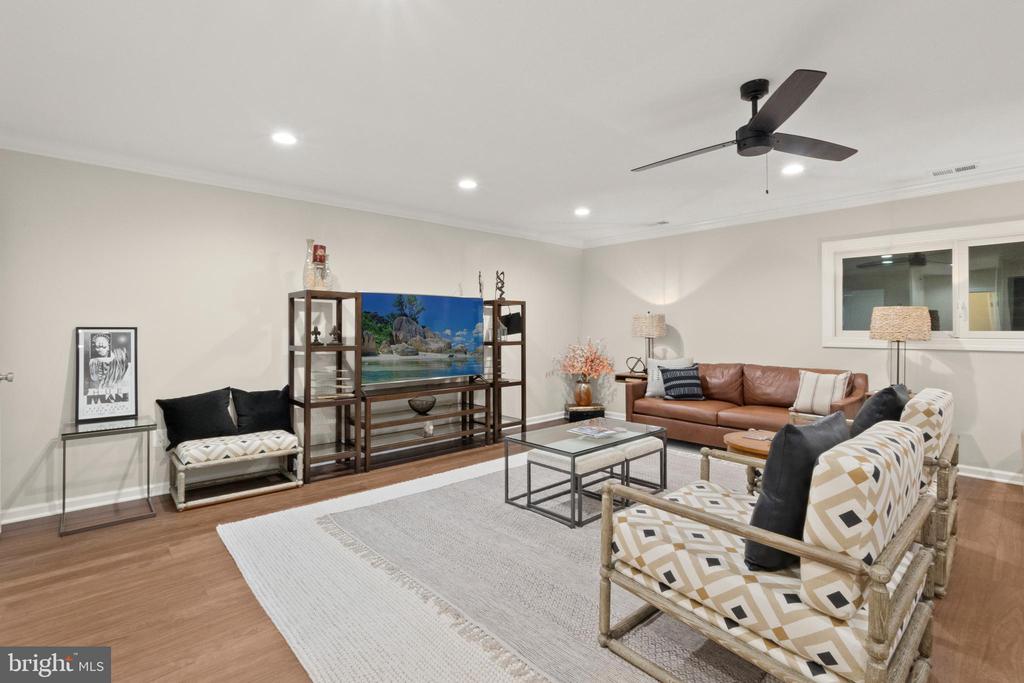 6258 MASEFIELD COURT