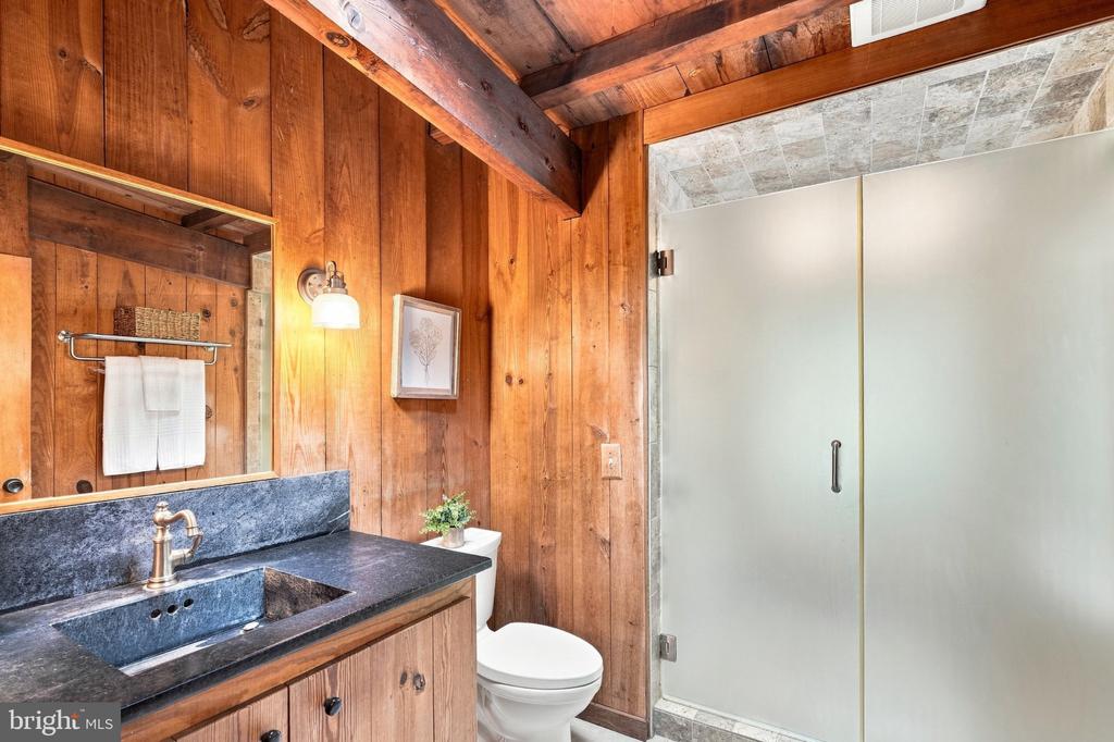 7221 CLIFTON ROAD