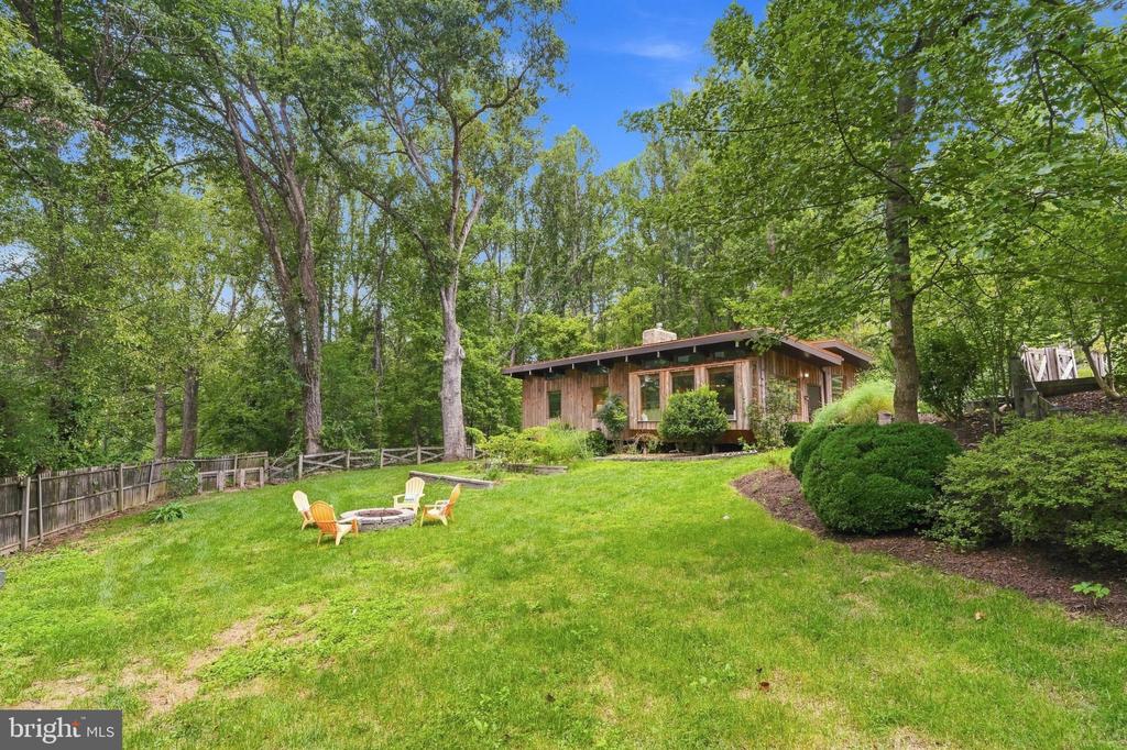 7221 CLIFTON ROAD