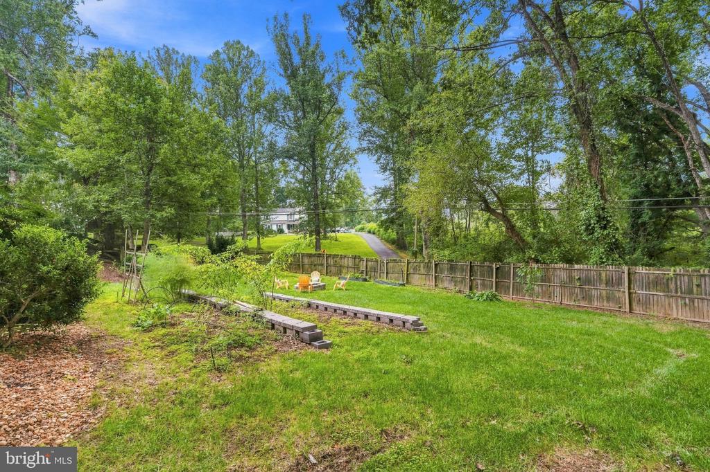7221 CLIFTON ROAD