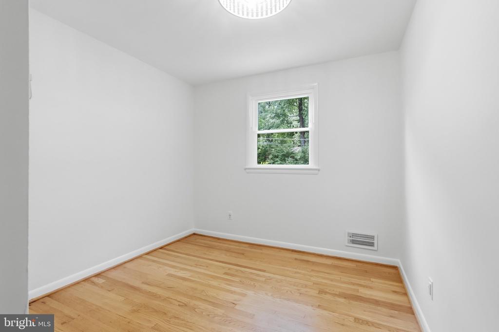 5109 RED FOX DRIVE