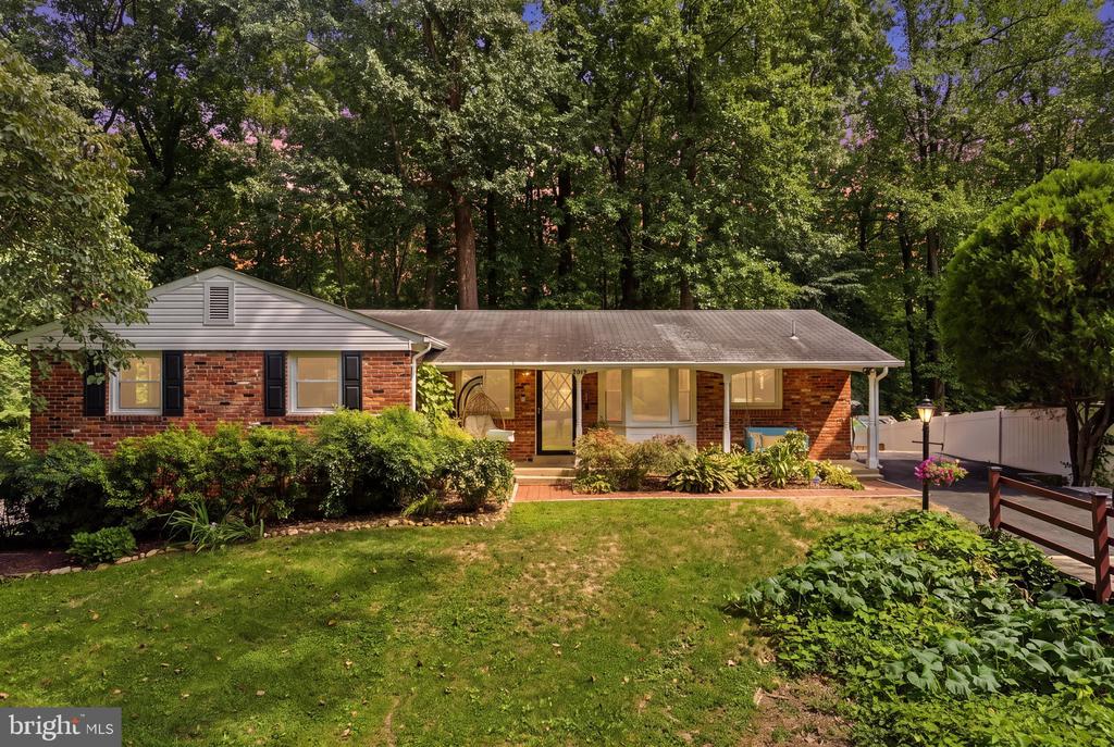 5109 RED FOX DRIVE