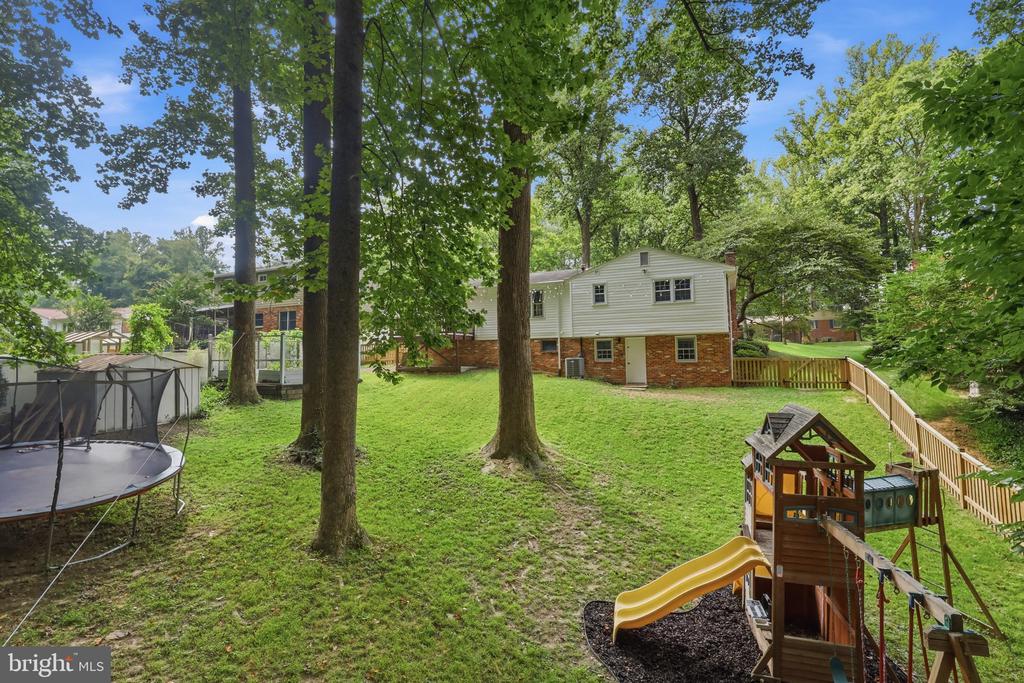 5109 RED FOX DRIVE