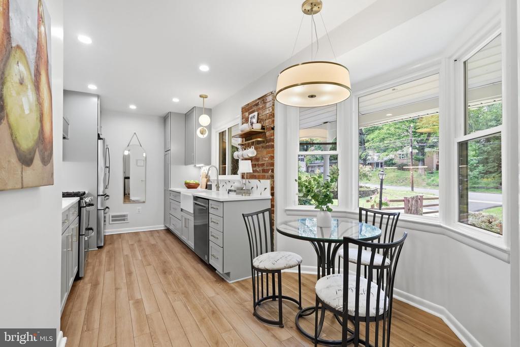 5109 RED FOX DRIVE