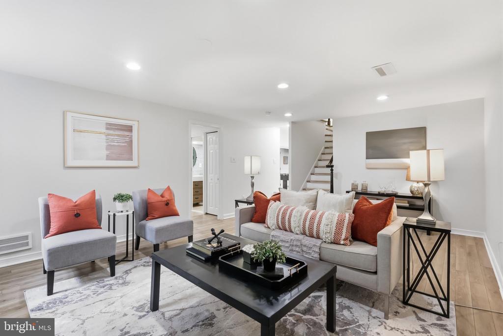 5109 RED FOX DRIVE
