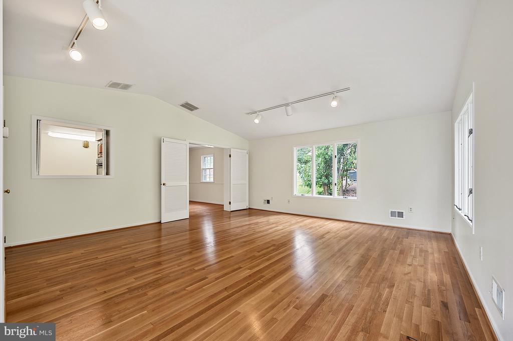 1308 WAKE FOREST DRIVE