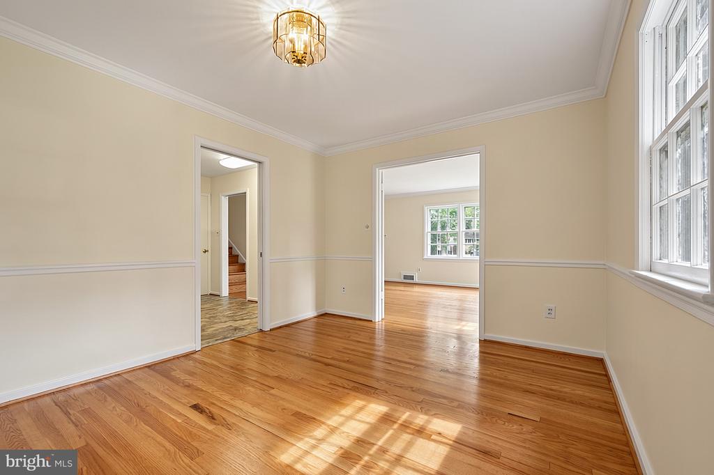1308 WAKE FOREST DRIVE