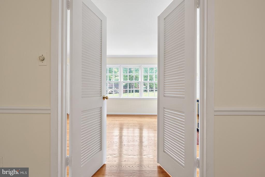 1308 WAKE FOREST DRIVE