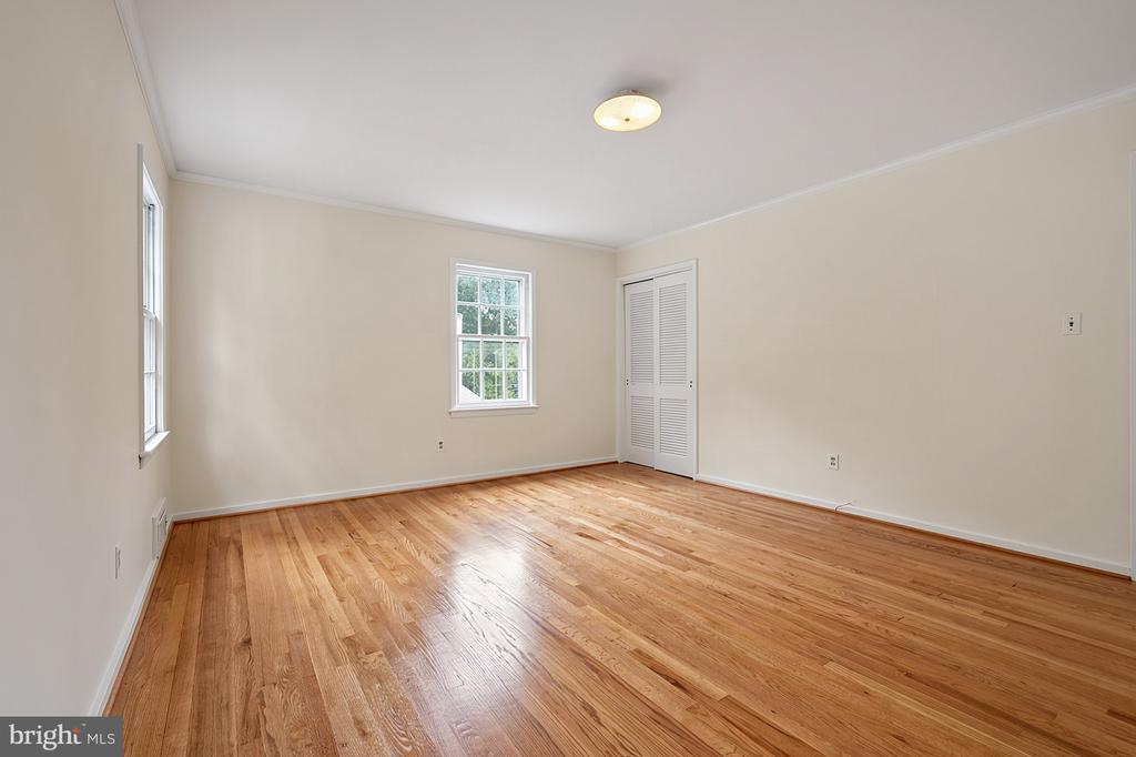 1308 WAKE FOREST DRIVE