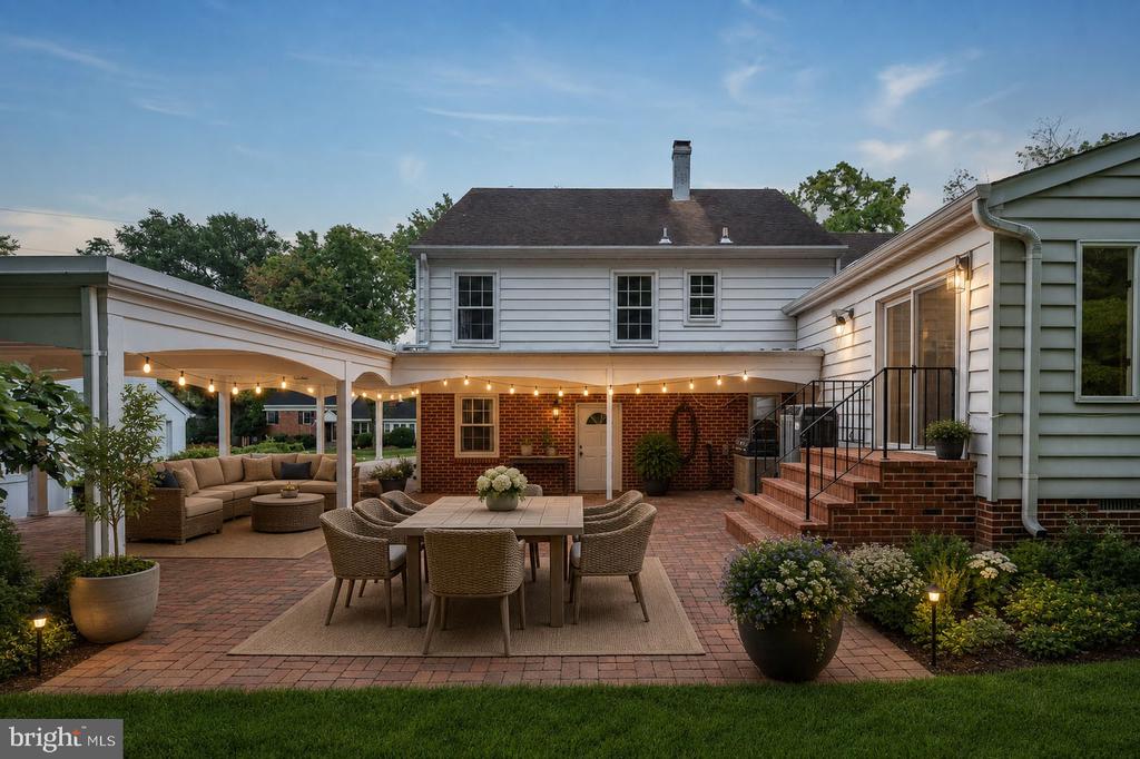 1308 WAKE FOREST DRIVE