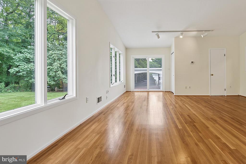 1308 WAKE FOREST DRIVE