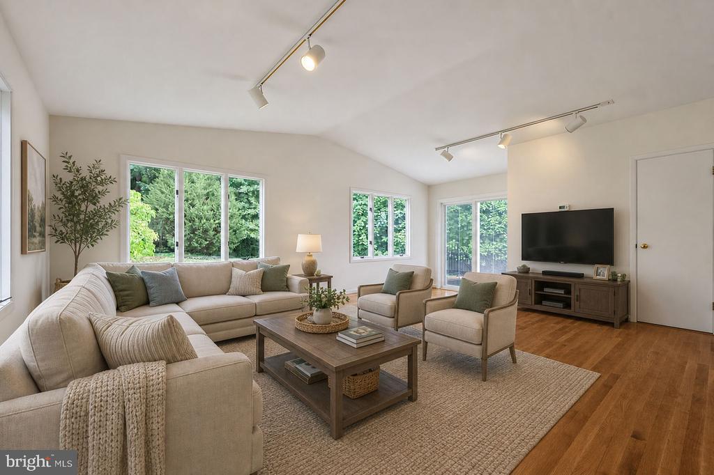 1308 WAKE FOREST DRIVE