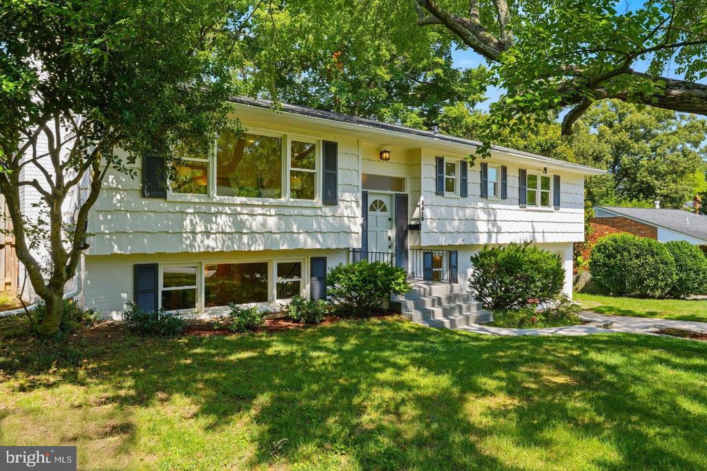 8410 BOUND BROOK LANE