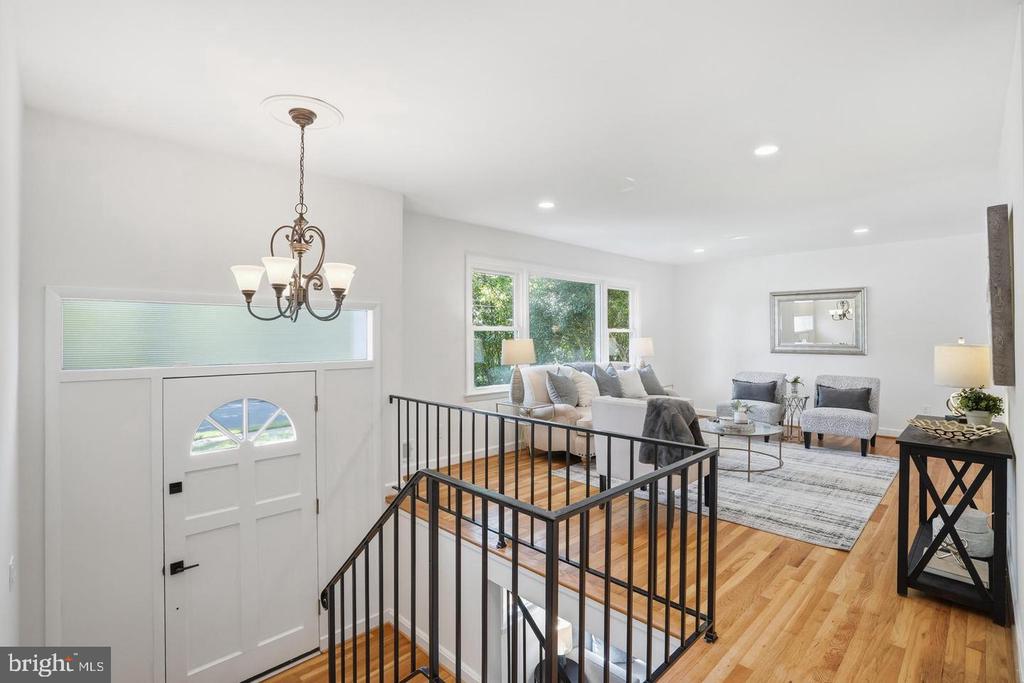 8410 BOUND BROOK LANE