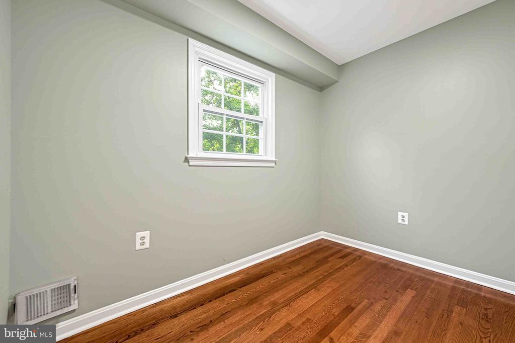 5124 CLINTON ROAD