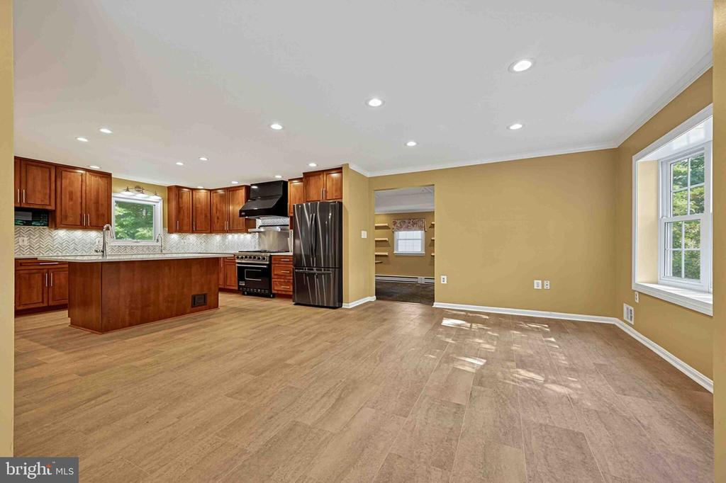 5124 CLINTON ROAD