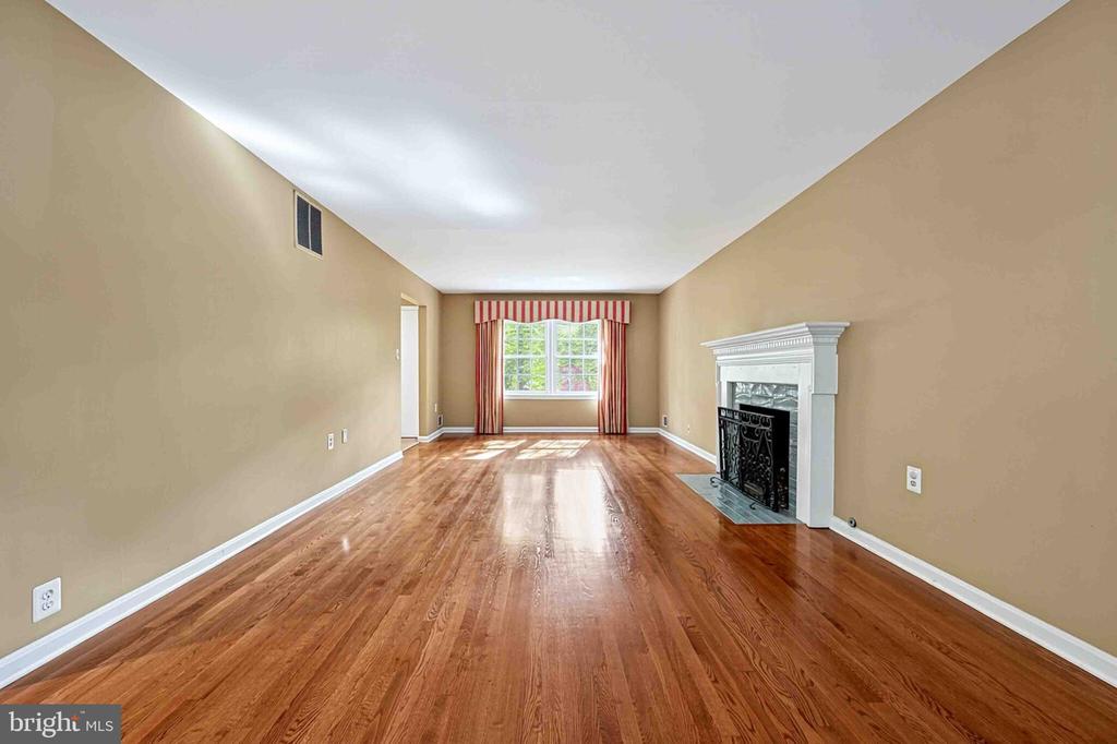5124 CLINTON ROAD