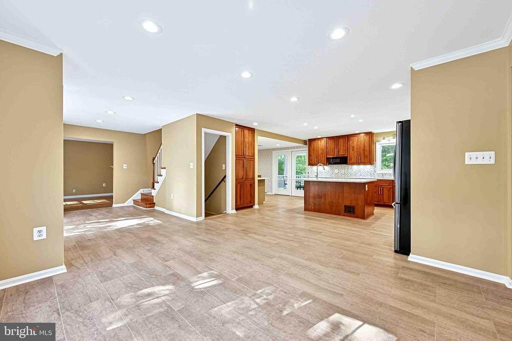 5124 CLINTON ROAD