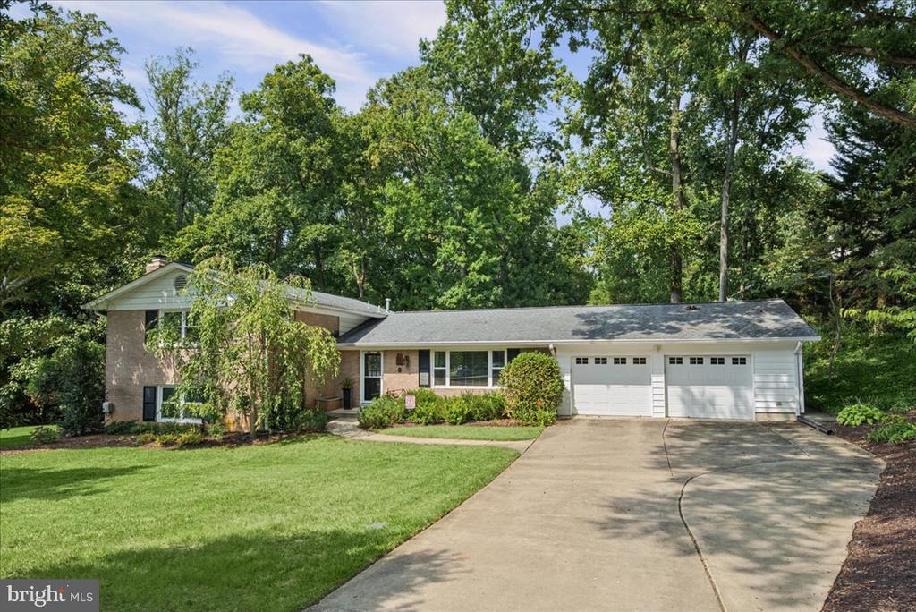 4000 MAVIS COURT