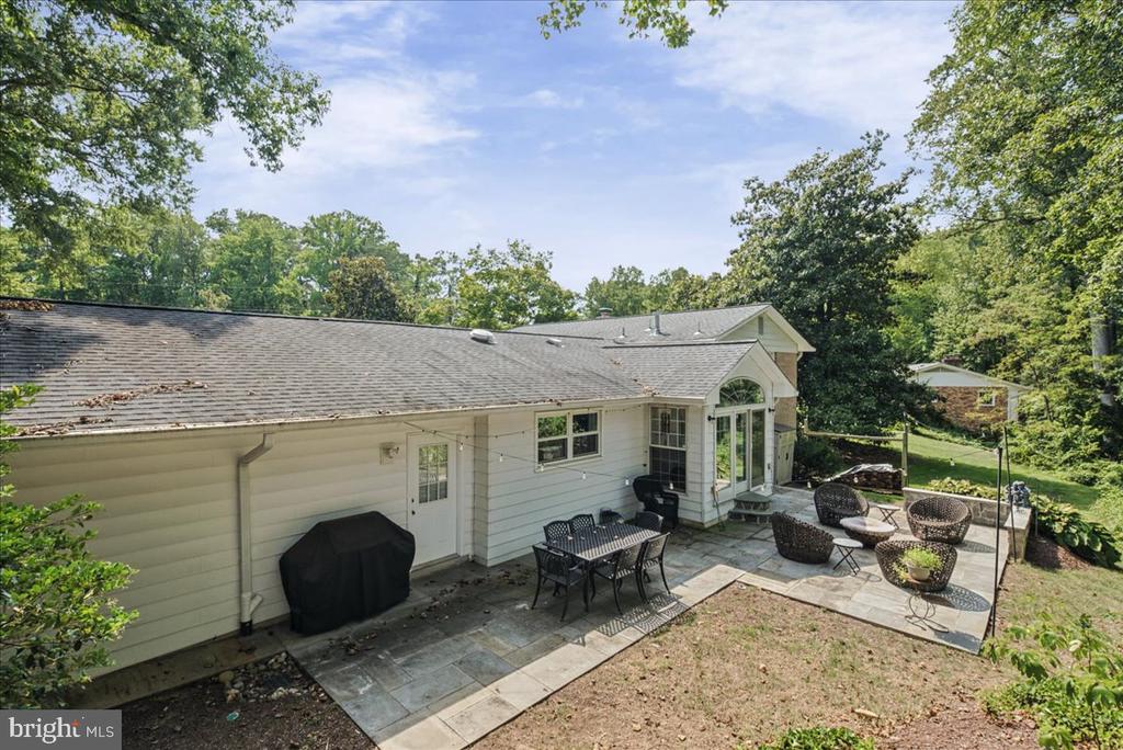 4000 MAVIS COURT