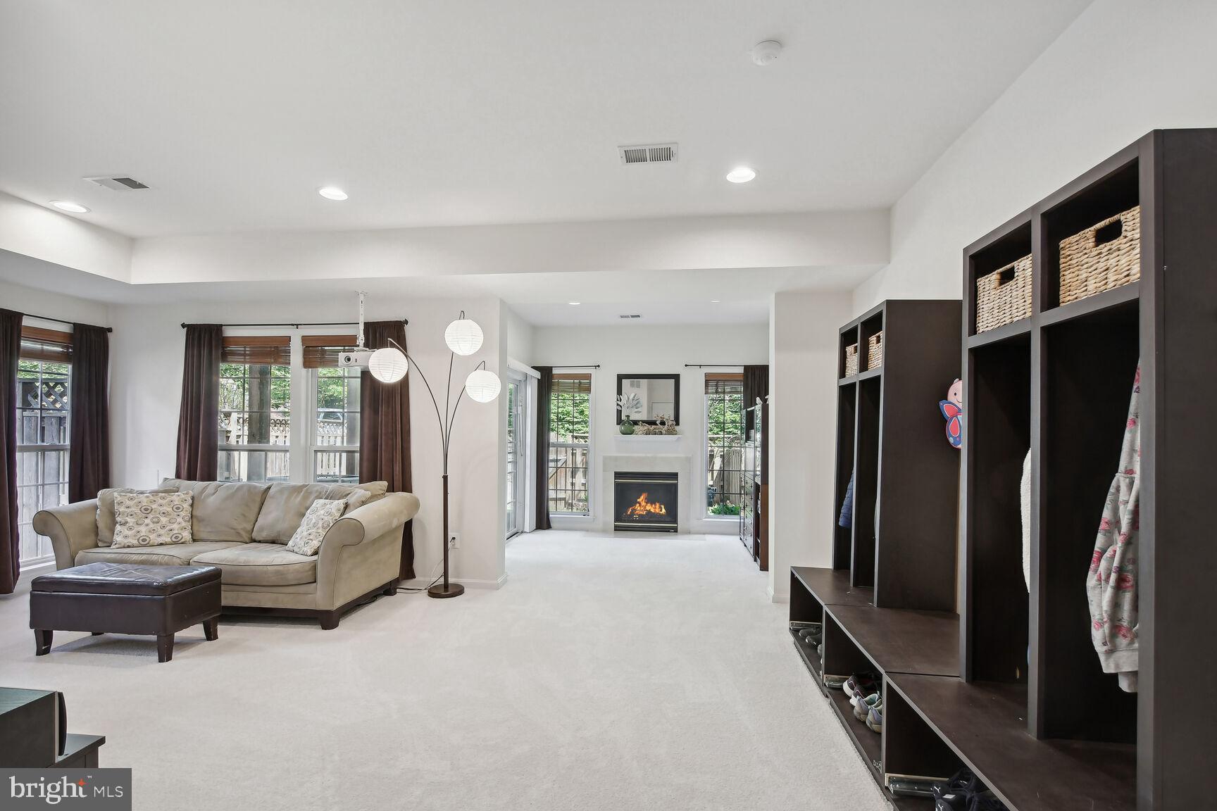 43126 CROSSWIND TERRACE