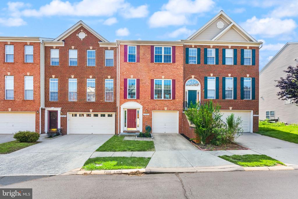 22253 WATERBERRY TERRACE