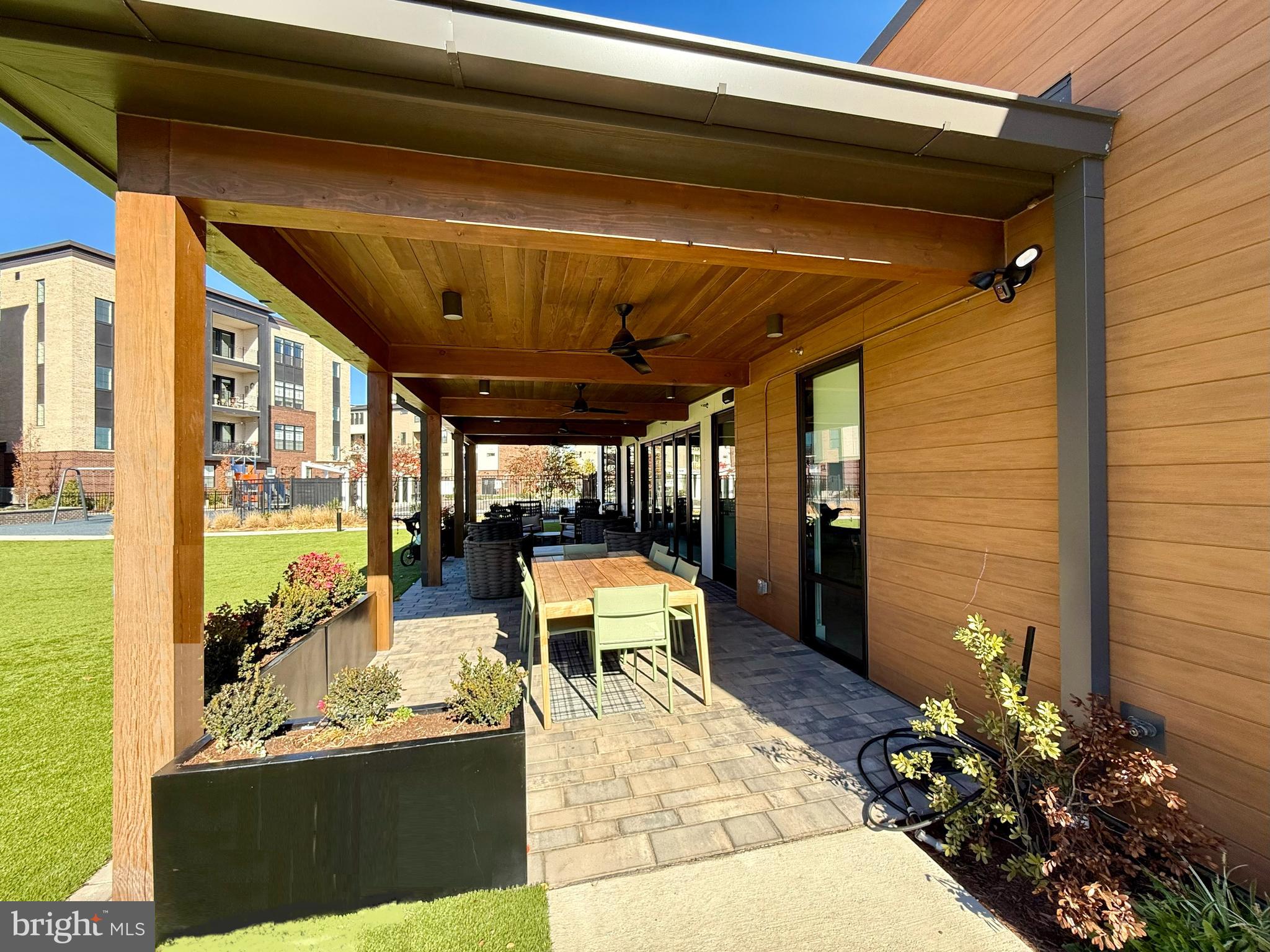 43544 JEFFERSON PARK STREET