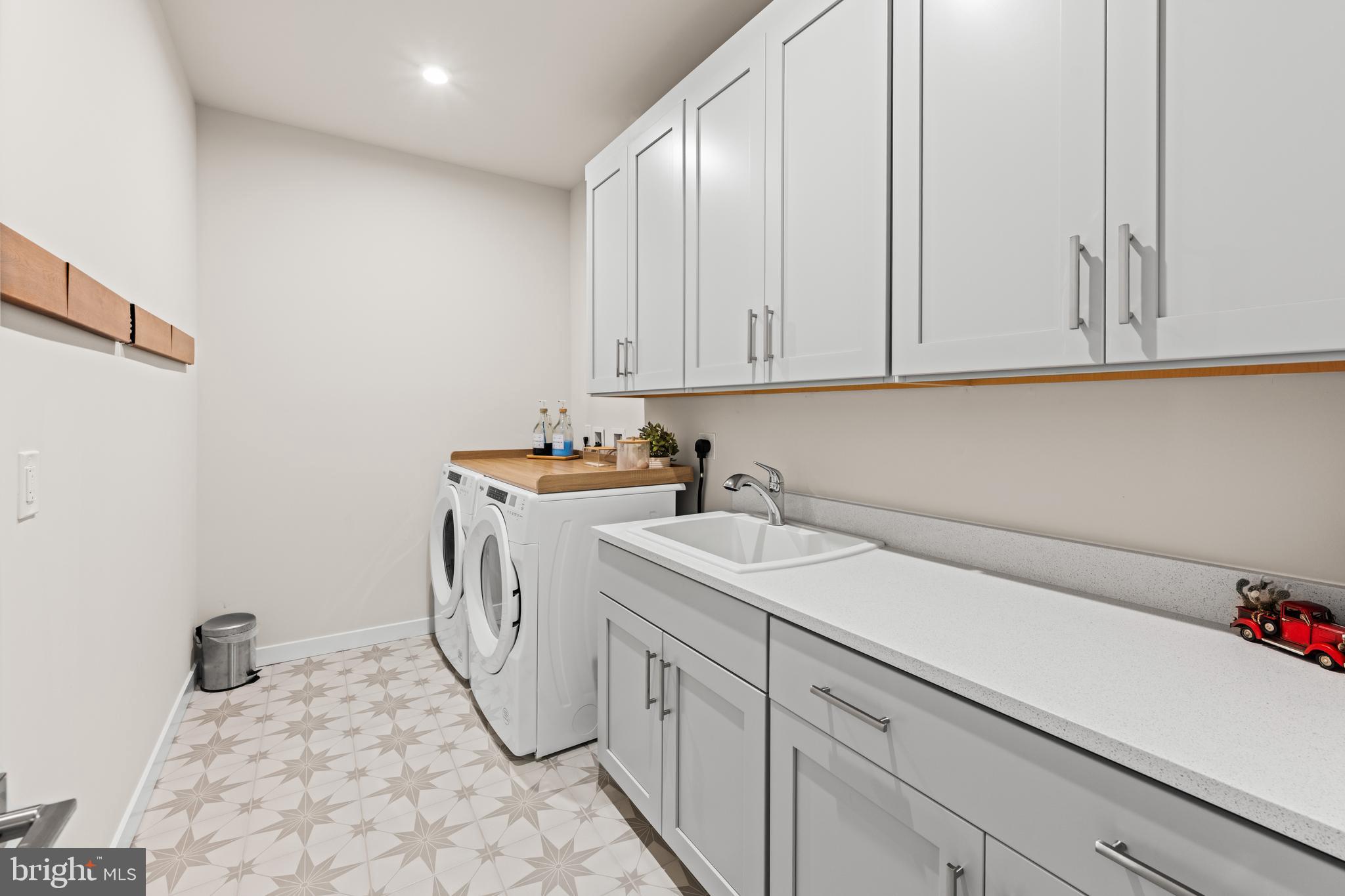 43511 MADISON SPRINGS TERRACE