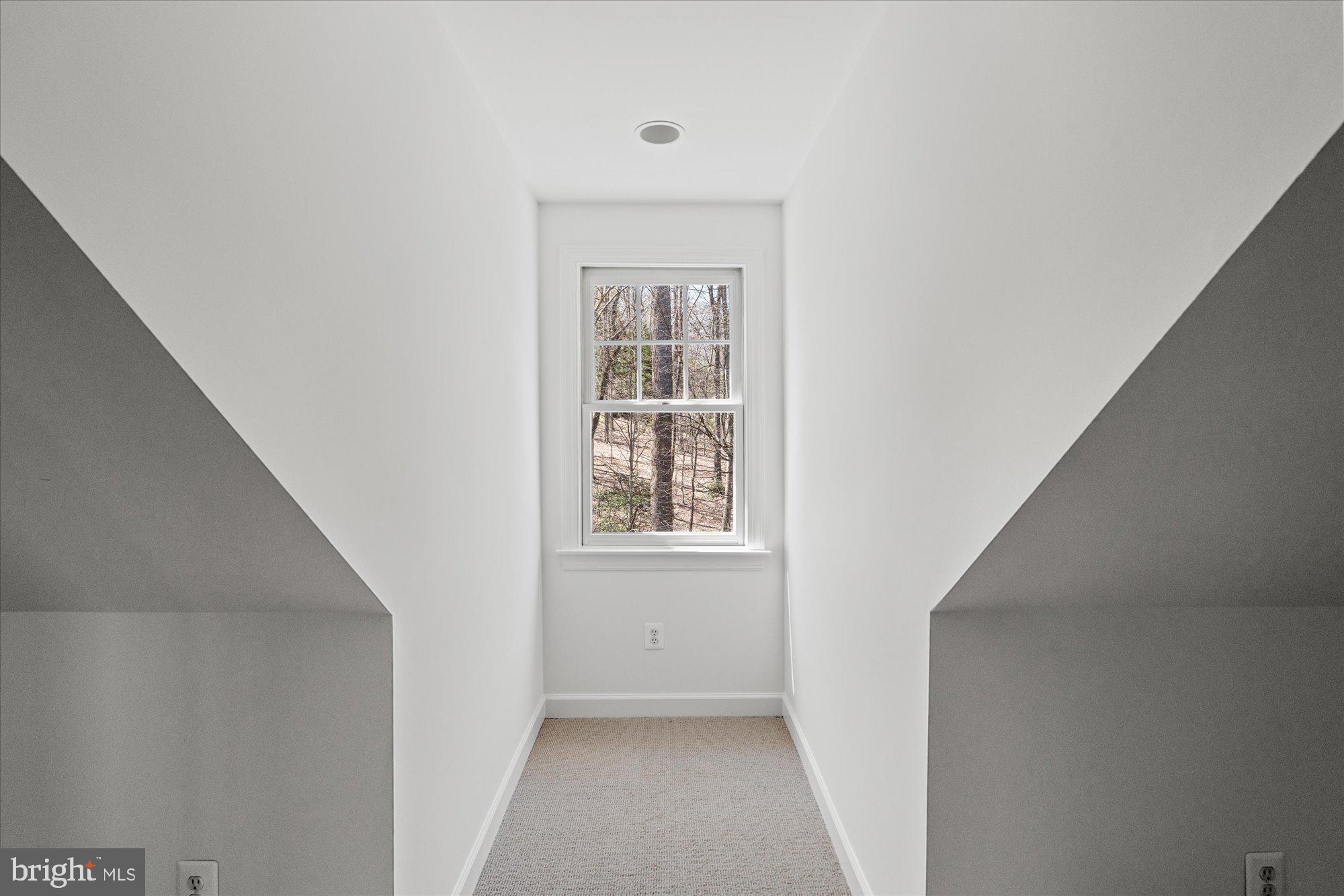 11419 OCCOQUAN OAKS LANE