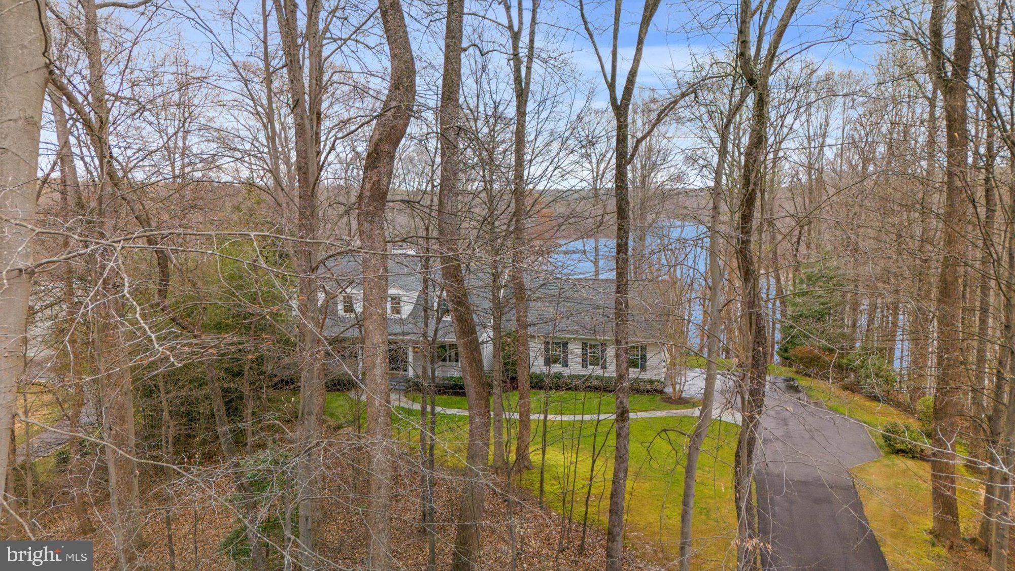 11419 OCCOQUAN OAKS LANE