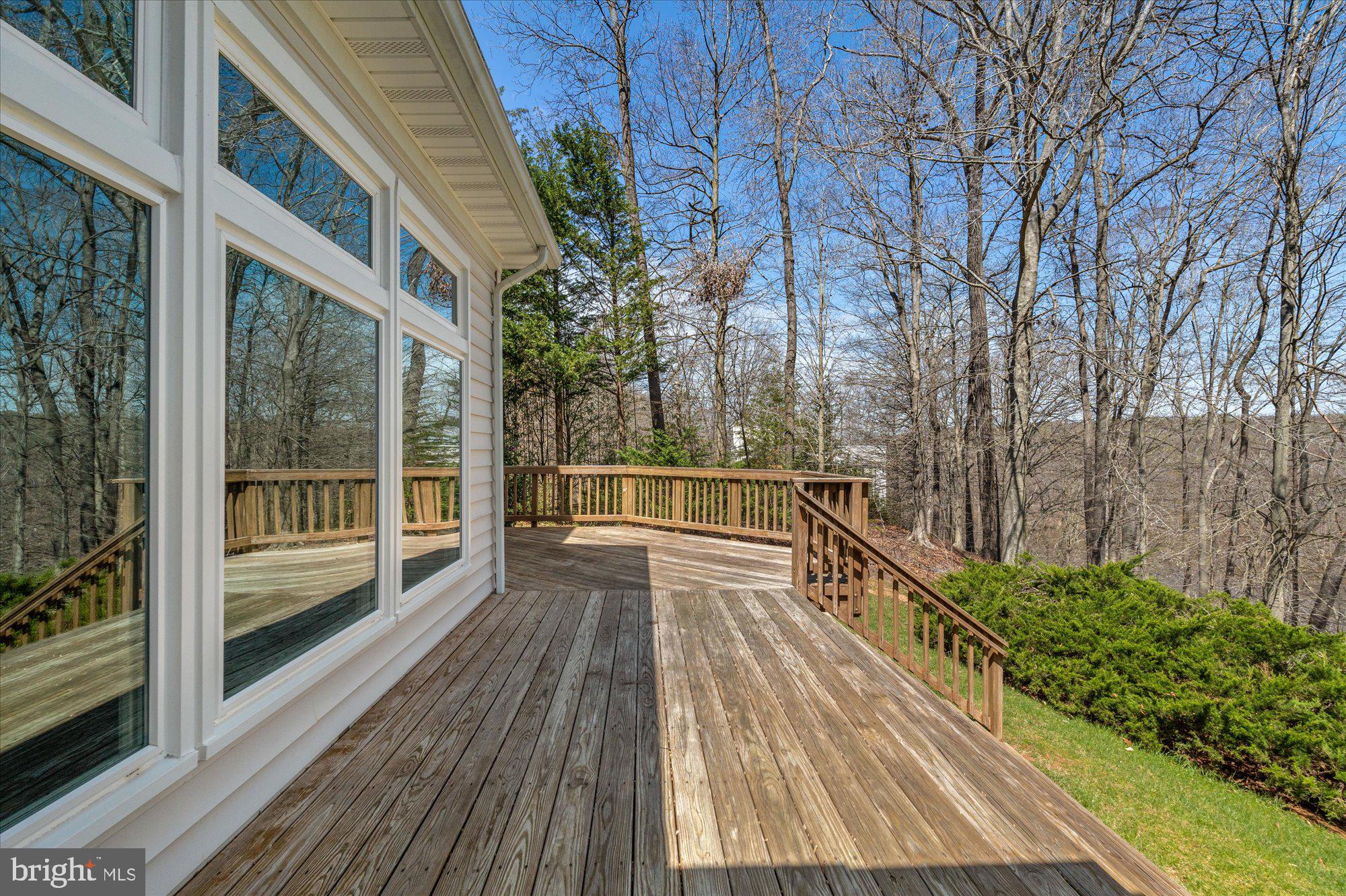 11419 OCCOQUAN OAKS LANE