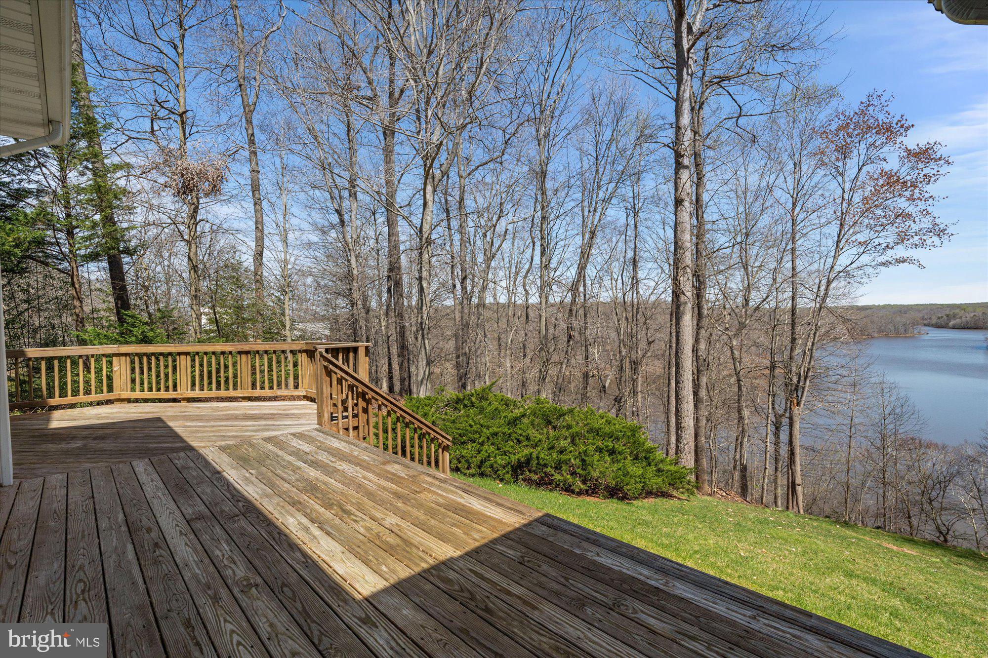 11419 OCCOQUAN OAKS LANE