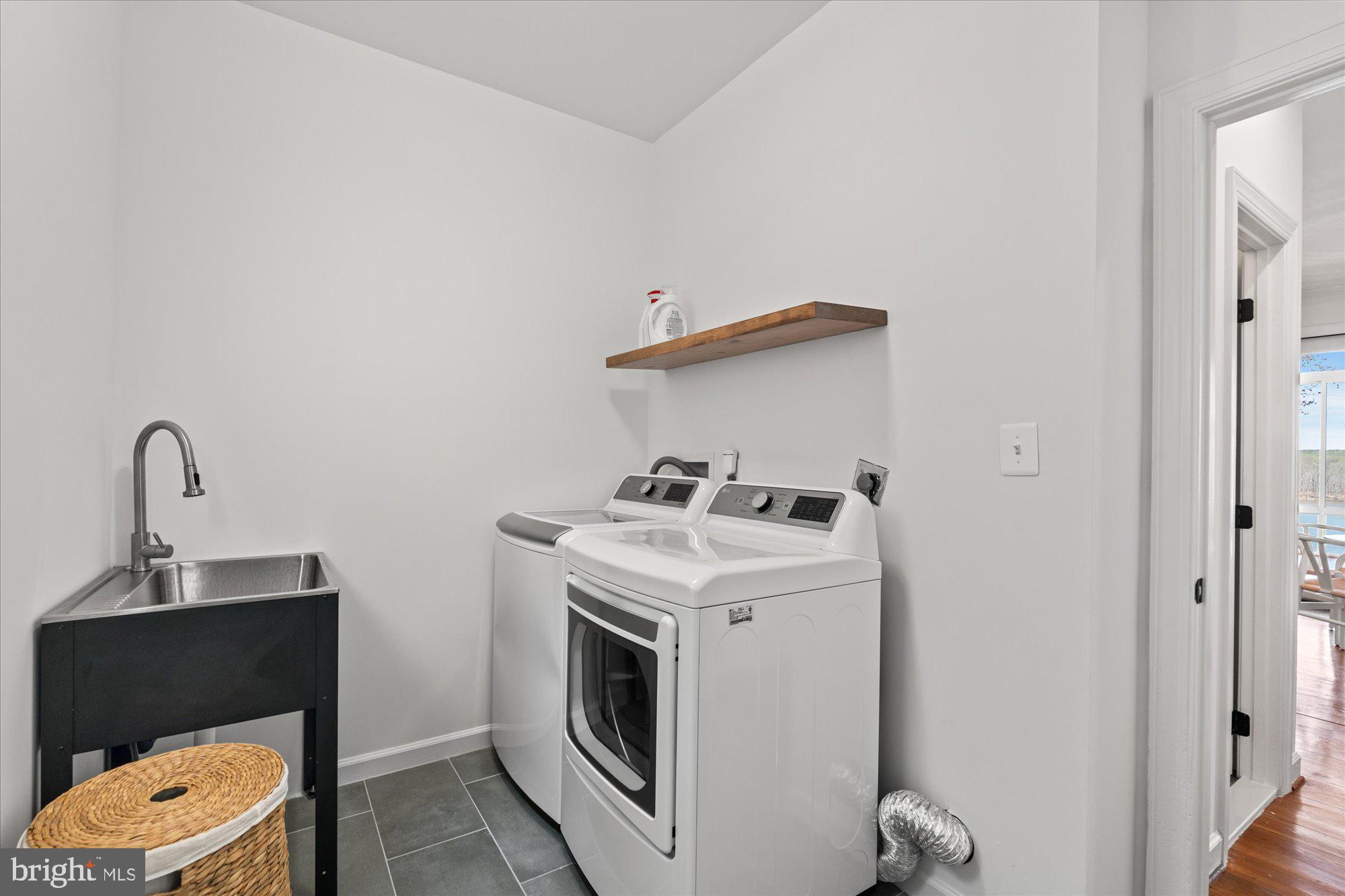 11419 OCCOQUAN OAKS LANE