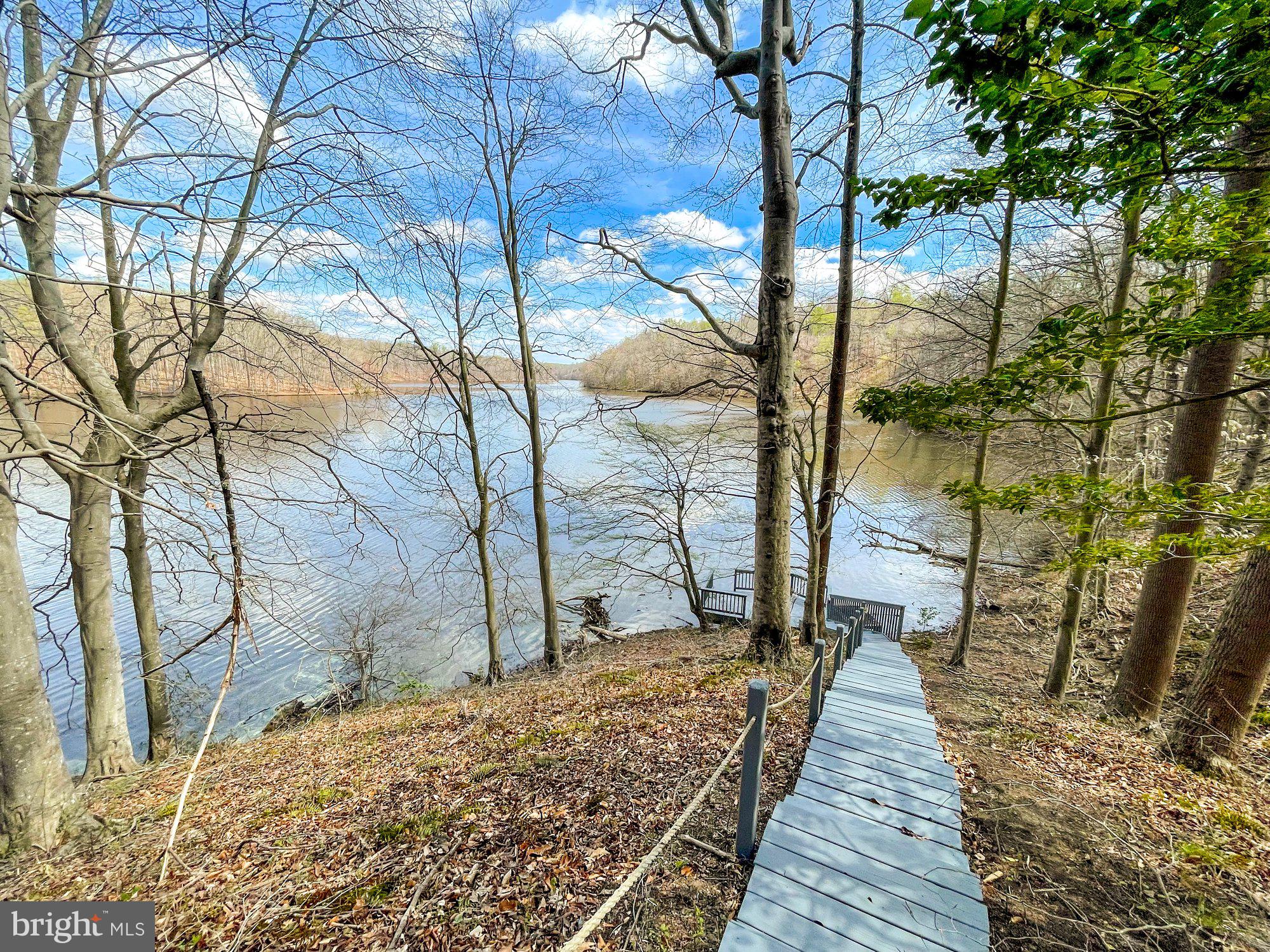 11419 OCCOQUAN OAKS LANE