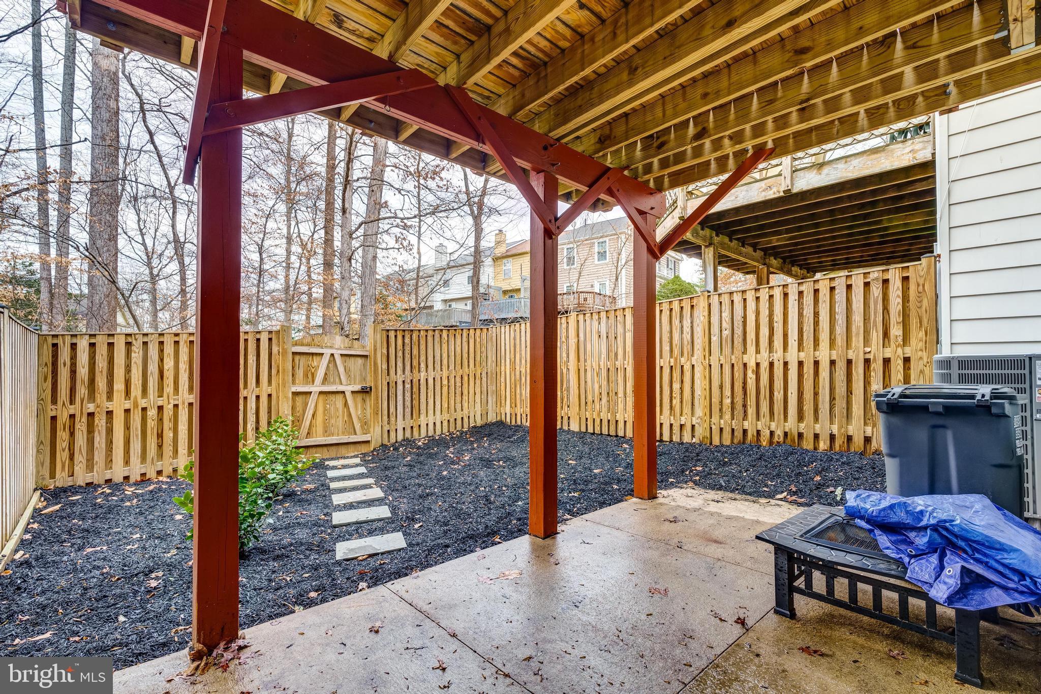 11809 GOLDEN EAGLE COURT