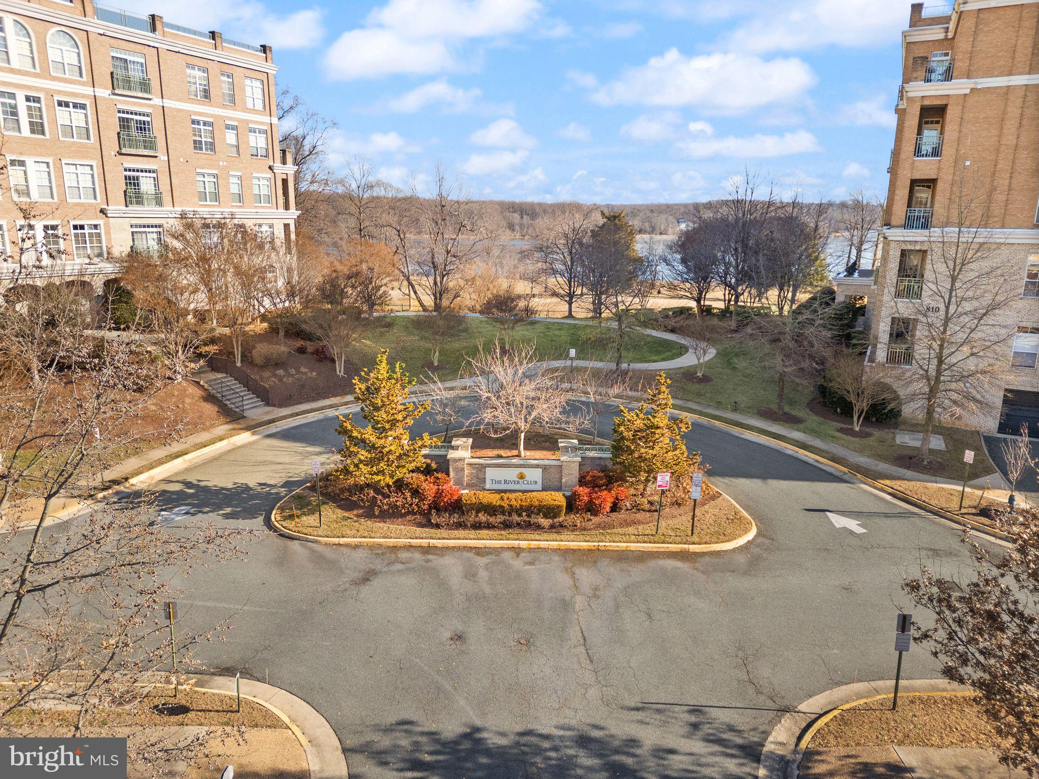 810 BELMONT BAY DRIVE 201