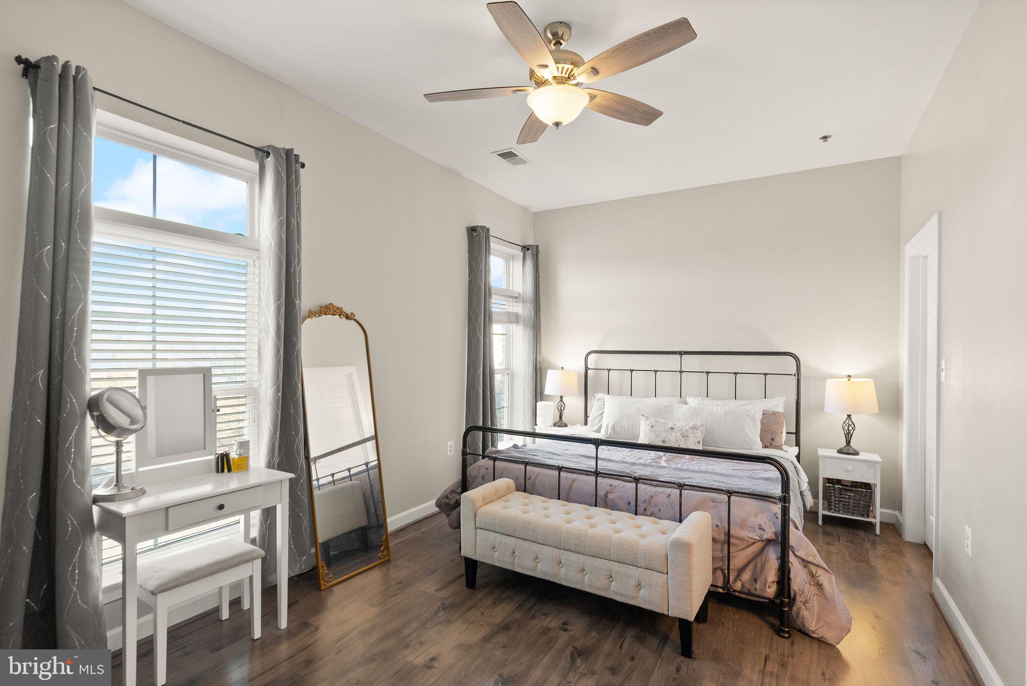 810 BELMONT BAY DRIVE 201